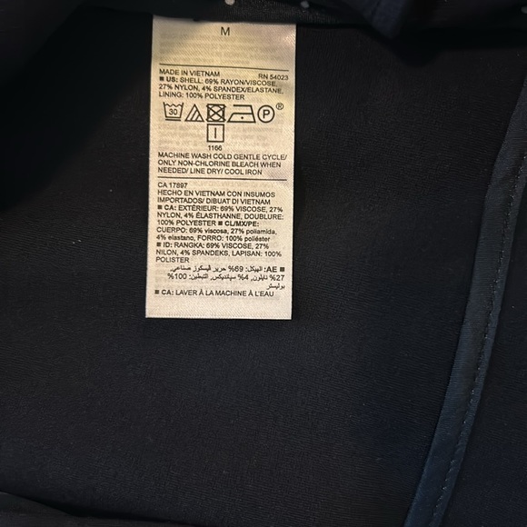 Old Navy Navy Blazer - Picture 9 of 9